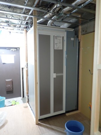 新規シャワーユニット 073ef98d515af400cfcbac060537e122-e1700646089265